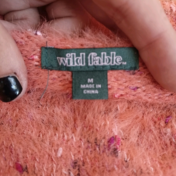 ★SOLD★Wild Fable: Thick Fuzzy V-Neck Sweater - Picture 2 of 10